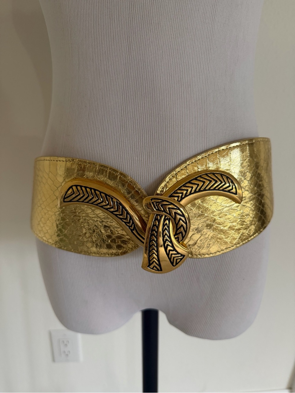 Vintage Gold Metallic Braided Buckle Adjustable Waist Belt Genuine Snakeskin - Picture 7 of 10